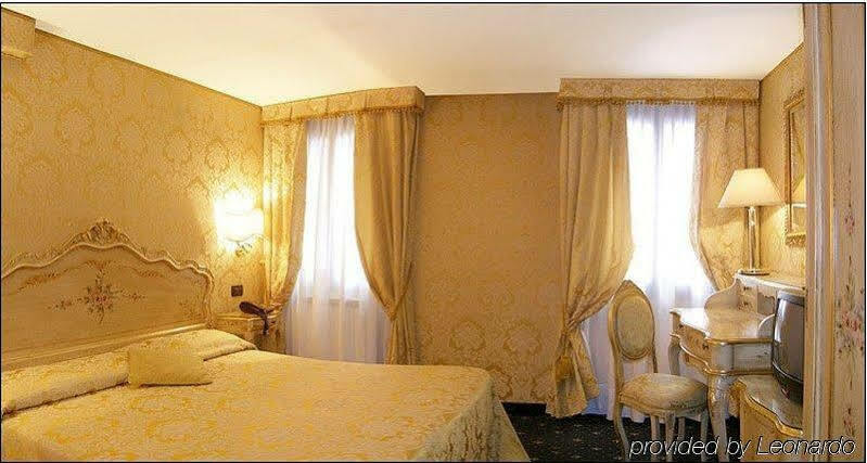 Noemi Hotel Venecia